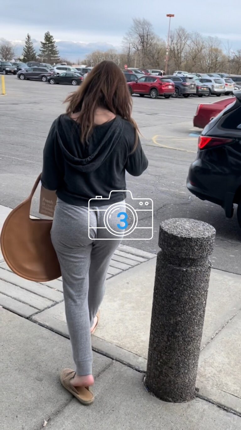 Candid yoga pants Candid Teens