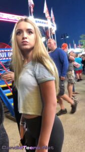 She caught me taking her ass creepshot - Candid Teens