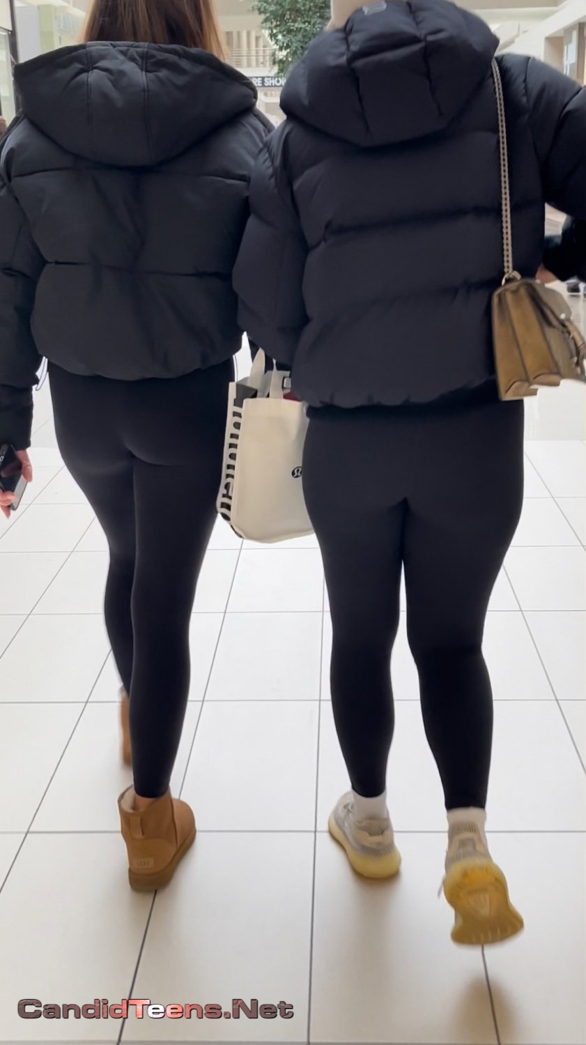 Bubble butt tease sexy candid ass Candid Teens