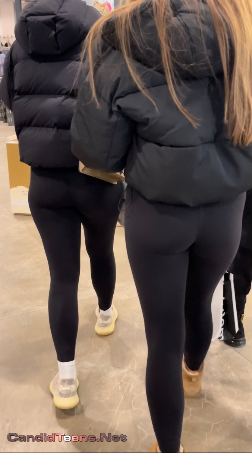 Bubble butt tease sexy candid ass Candid Teens