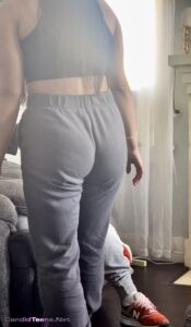 Cousin sister shaped ass creepshots - Candid Teens