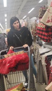Butterfly Legging big booty creepshots - Candid Teens
