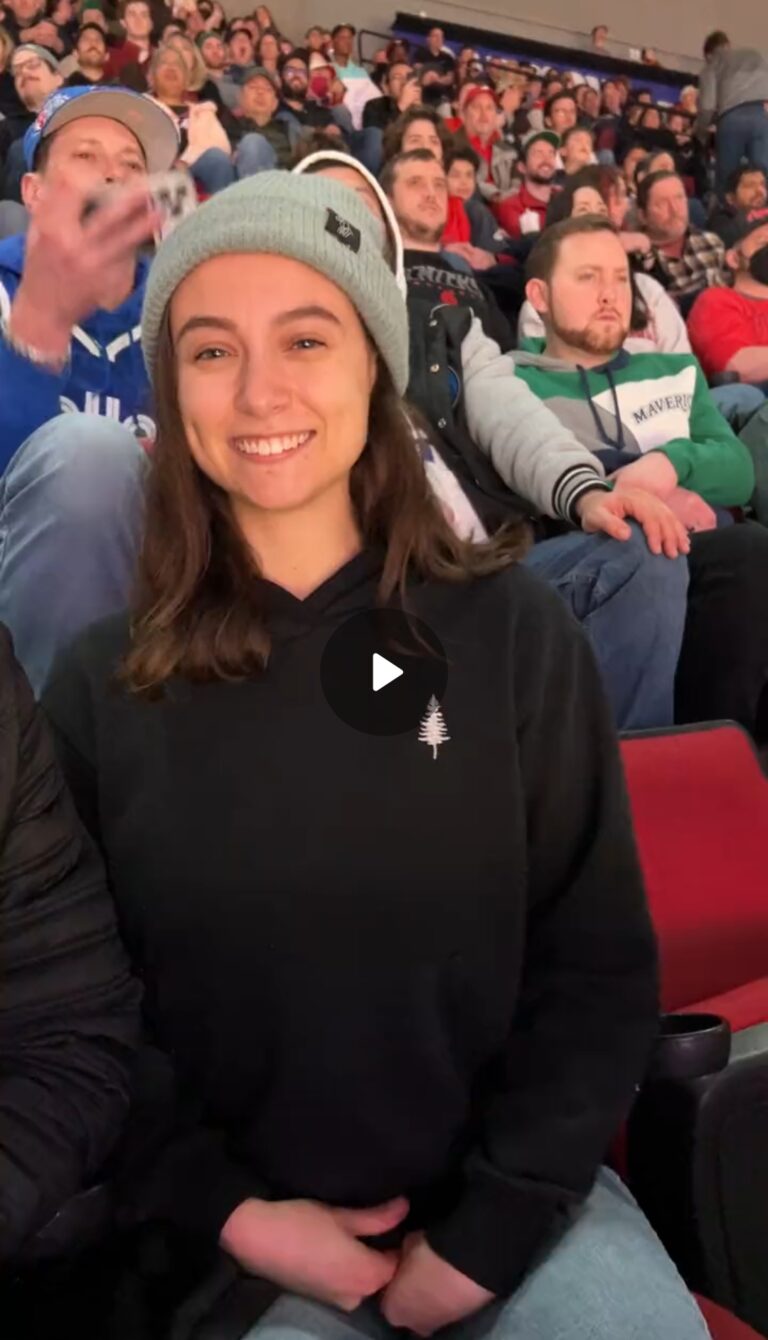 flashing titts - Candid Teens