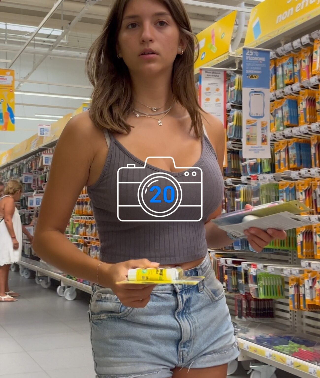mall creepshots - Candid Teens