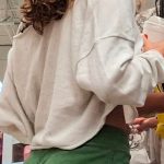 Brunette bubble cheeks in tight green shorts candid video Photo_1782162881123